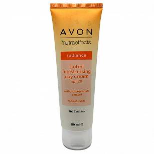 Avon Nutraeffects Moisturizing and coloring day cream SPF 20